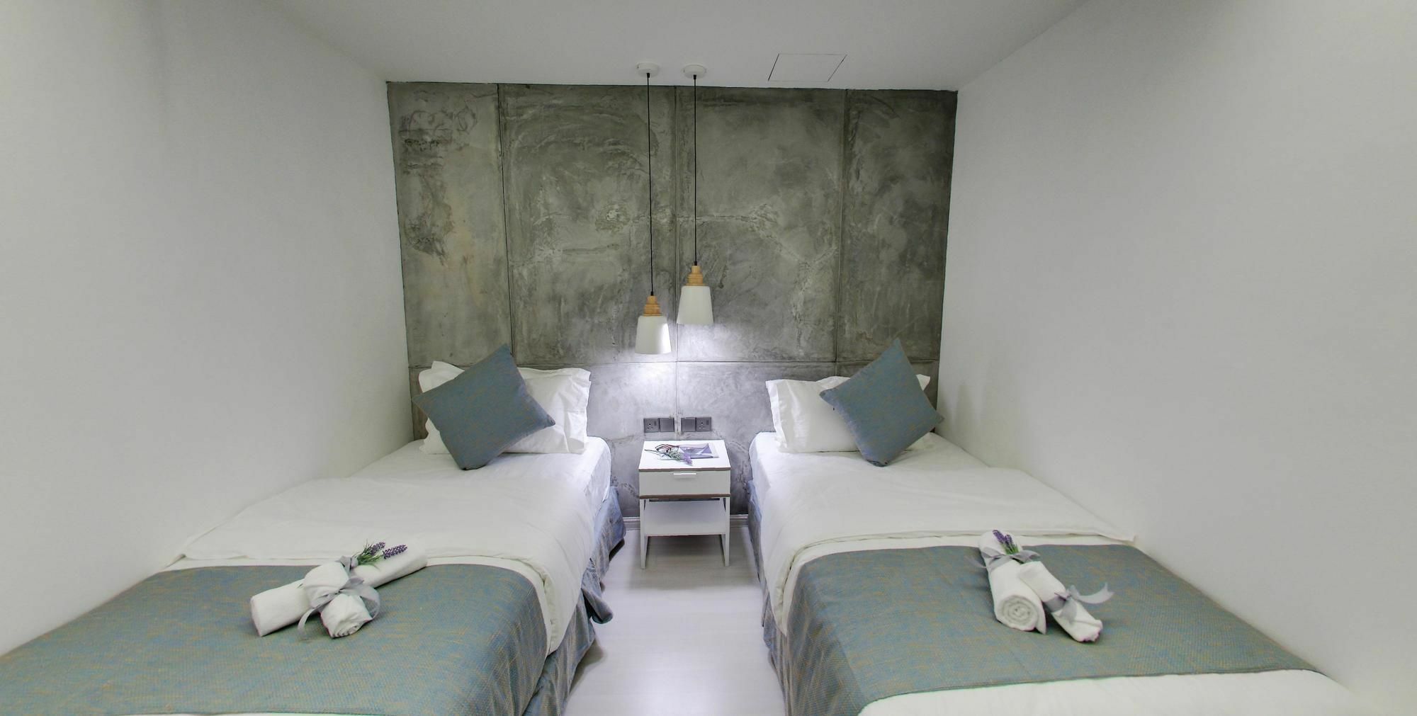 Modern Cave Boutique Stay Malacca Екстер'єр фото