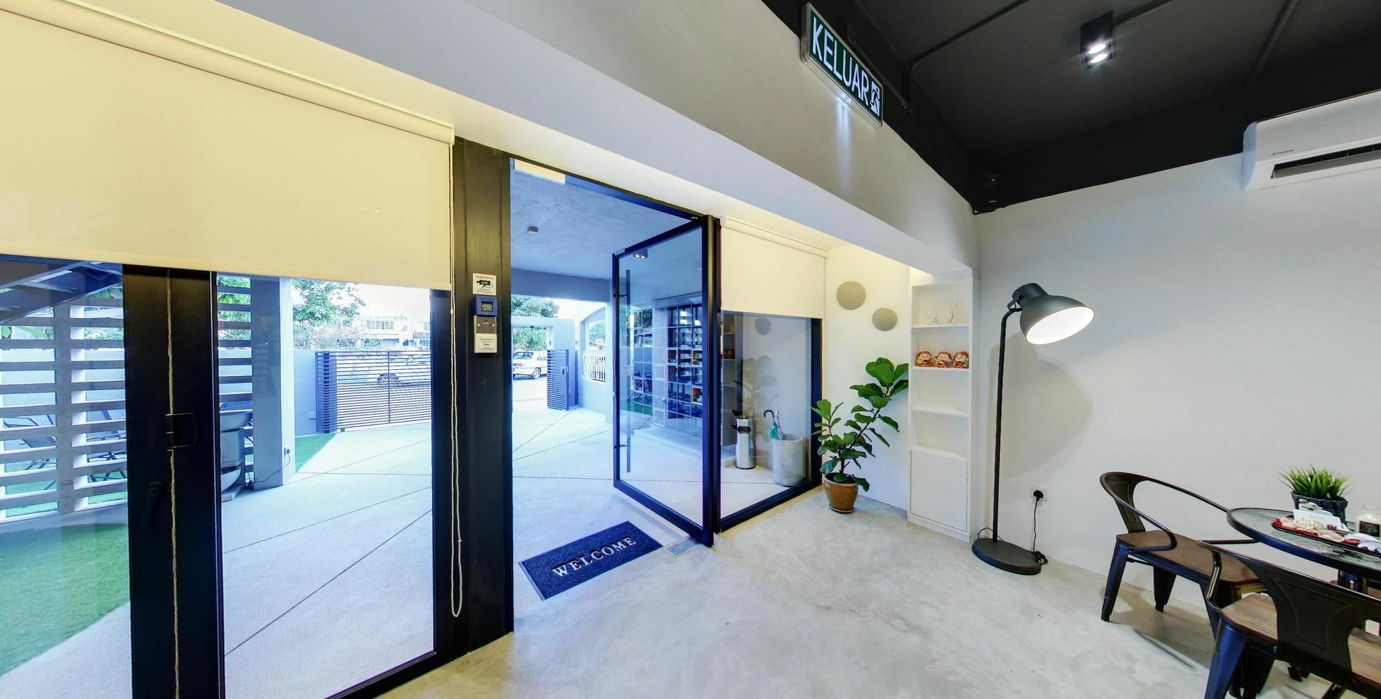 Modern Cave Boutique Stay Malacca Екстер'єр фото